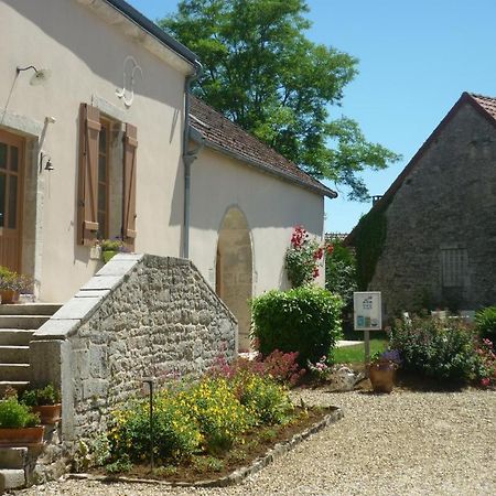 Ferme Du Pigeonnier Bed & Breakfast Montceau-et-Echarnant Dış mekan fotoğraf