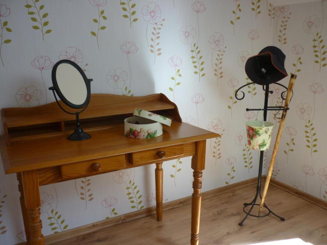 Ferme Du Pigeonnier Bed & Breakfast Montceau-et-Echarnant Dış mekan fotoğraf