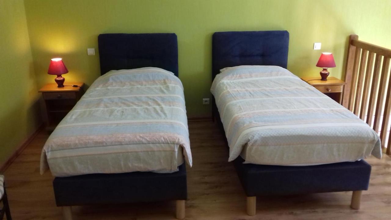 Ferme Du Pigeonnier Bed & Breakfast Montceau-et-Echarnant Dış mekan fotoğraf